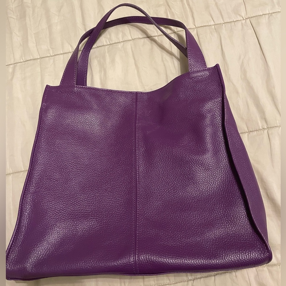 Gorgeous purple tote / handbag